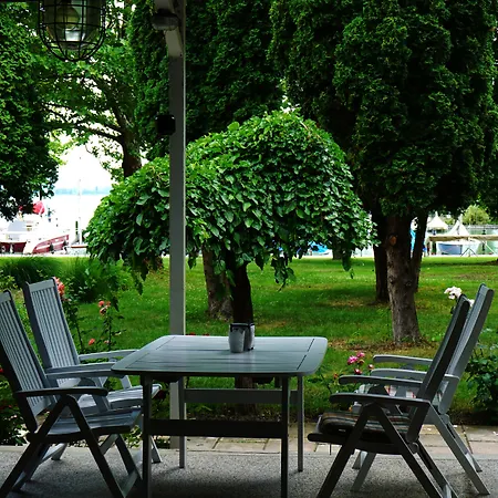 Yacht Club Szálloda Tihany