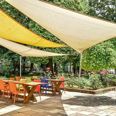 Yacht Club Szálloda Tihany